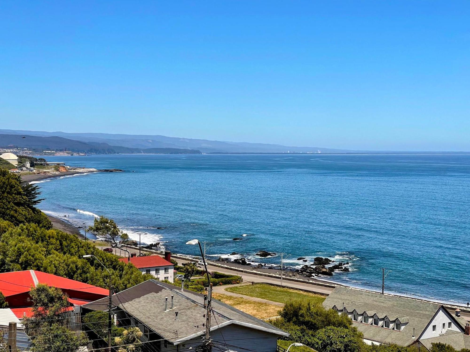 Hotel Butan Coronel エクステリア 写真